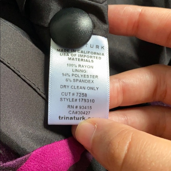 Trina Turk cold shoulder floral dress- NWT - Picture 7 of 8